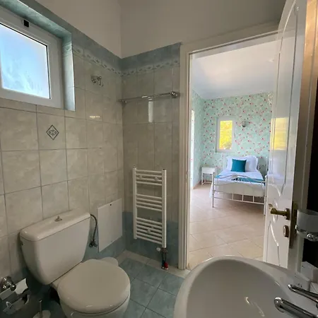 Kaminia Rose Private Pool & Jacuzzi Villa Ratzaklíon