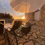 Villa Kaminia Rose Private Pool & Jacuzzi