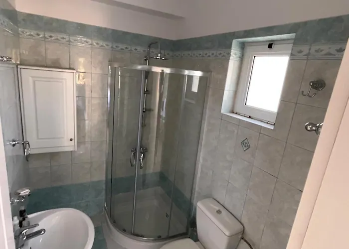 Kaminia Rose Private Pool & Jacuzzi *